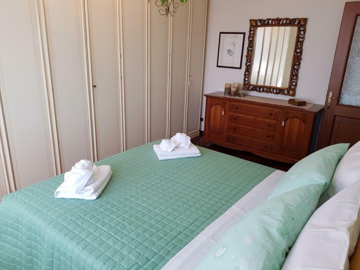 Moncalvo In Relax Apartment ภายนอก รูปภาพ
